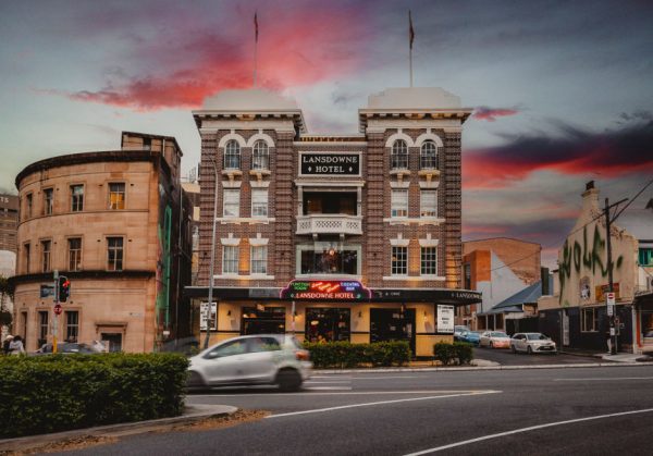 The Lansdowne Hotel, 2-6 City Rd